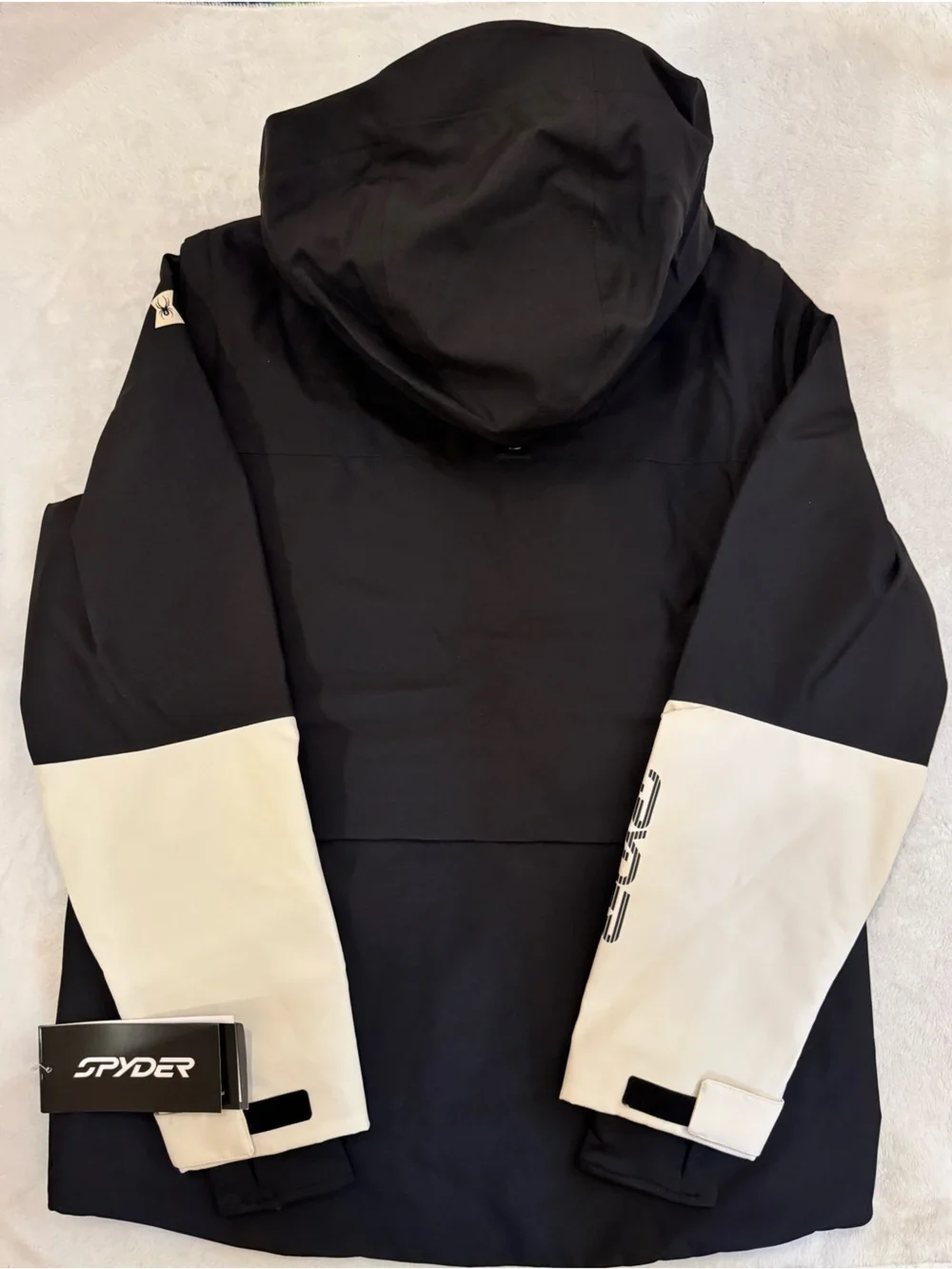 Spyder Snow Black and White Hooded Jacket, Size Medium with Contrast Sleeves
